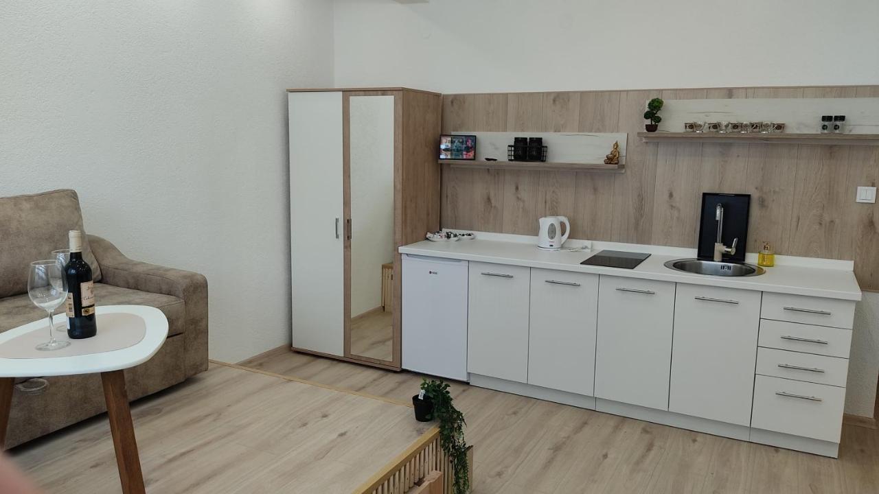 Studio Apartment - A Bit Of Joy Sarajevo Ngoại thất bức ảnh